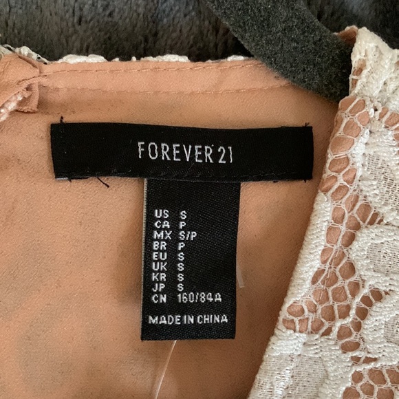 FOREVER 21 Dress - Picture 3 of 3